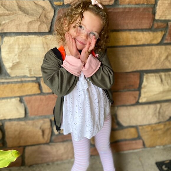 Kids 3T Bundle BCBG and Calvin Klein Tops - Picture 13 of 13